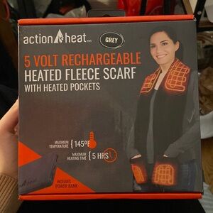 NIB Action Heat rechargeable heated fleece scarf